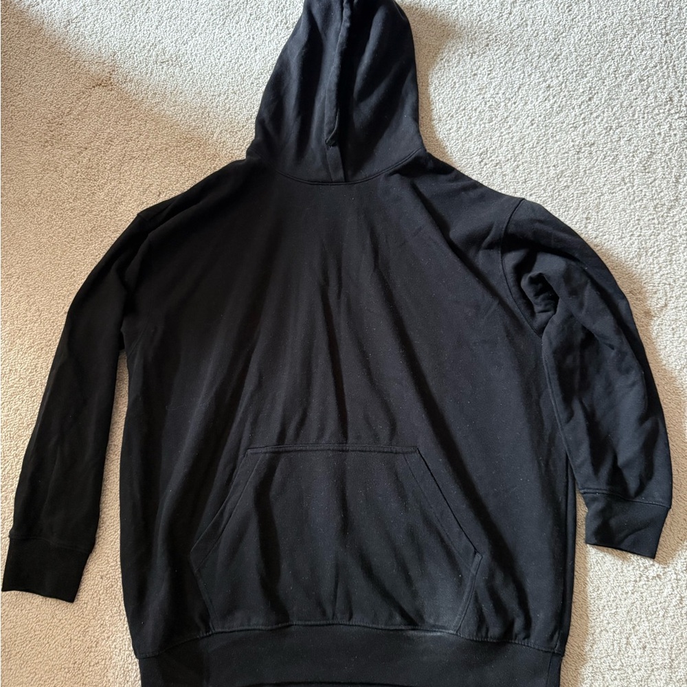 Uniqlo Women’s Classic Black Hoodie